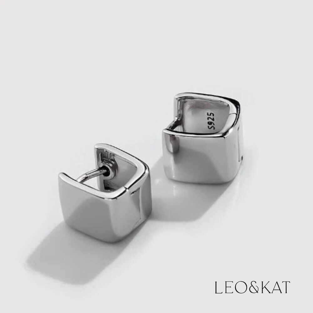 Extra Chunky Gold Square Huggie Earrings.  925 Sterling Silver. #1057 - Picture 3 of 7
